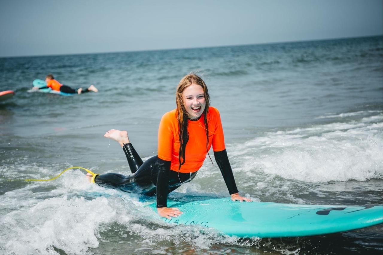 Family & Surfhostel Petten Exterior foto