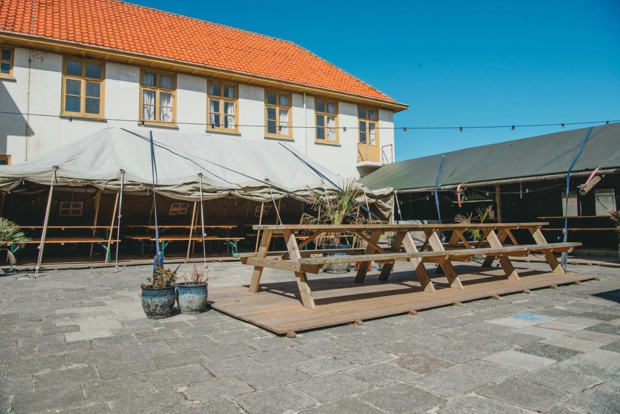 Family & Surfhostel Petten Exterior foto